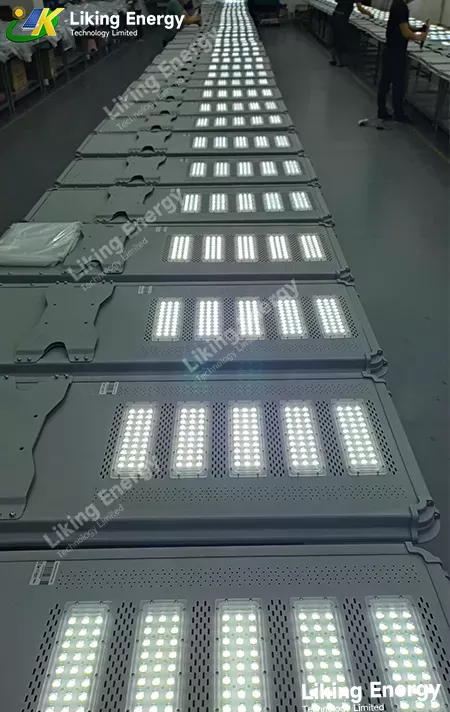 Vous fournir une solution d'éclairage public solaire sur mesure