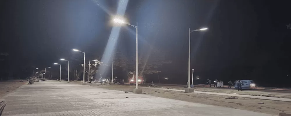 Installation of H100w and 8m with 1.5m Design 4 on Provincial Road