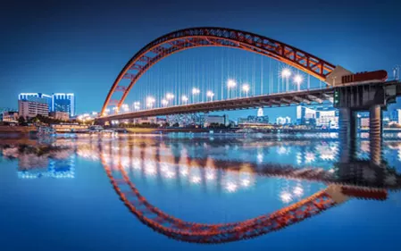 Innovation et développement de lampadaires solaires LiKing dans le domaine de l'éclairage urbain