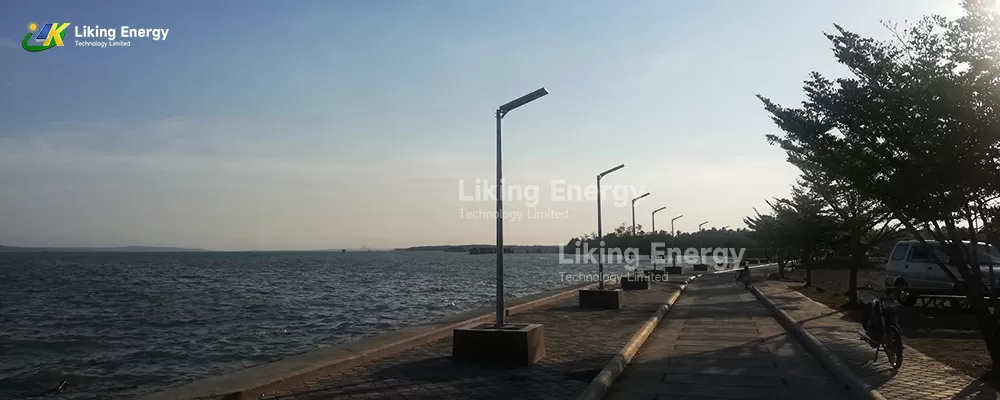 30W All-in-one Solar Street Light